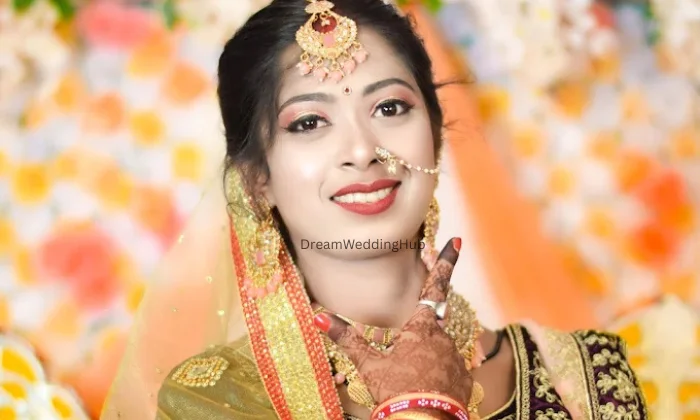 Crystal Captures  Wedding Photographer